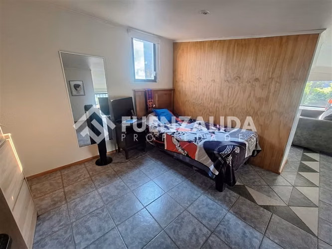 Casa en venta de 5 dorm. 4 baños Talagante Colegio Trebulco