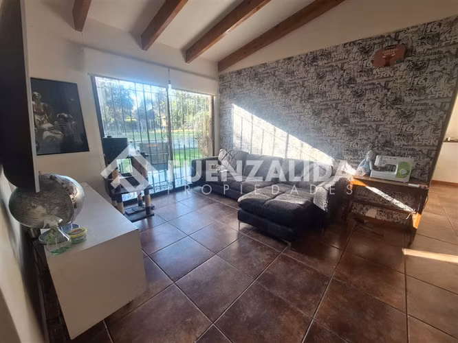 Casa en venta de 5 dorm. 4 baños Talagante Colegio Trebulco