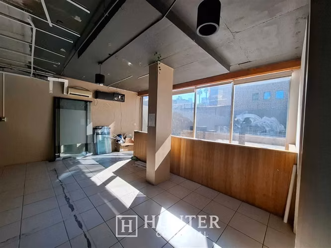 Local Comercial 100 M2 + Terraza Retail Metro Manuel Montt