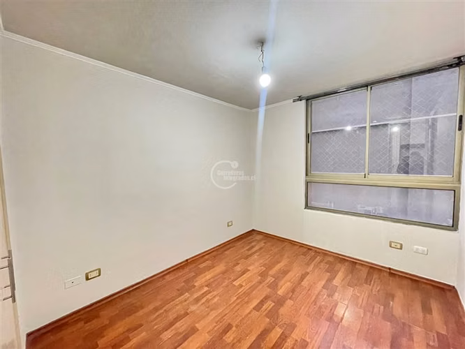 2 Dormitorios, 1 Baño. PROM POR 2 MESES A 300.000 Santiago