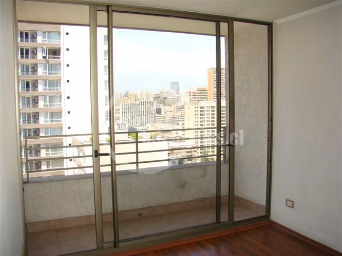 2 Dormitorios, 1 Baño. PROM POR 2 MESES A 300.000 Santiago
