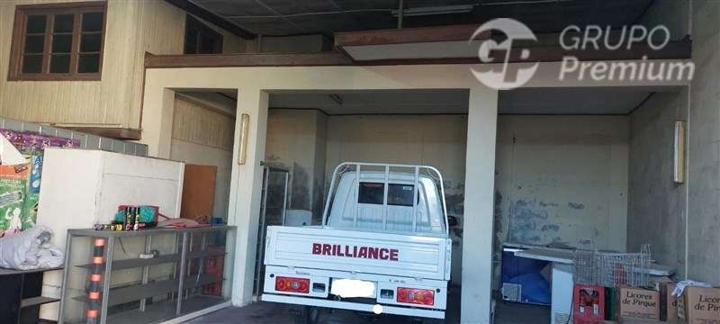 Amplio y céntrico Local Comercial en arriendo en Vallenar.