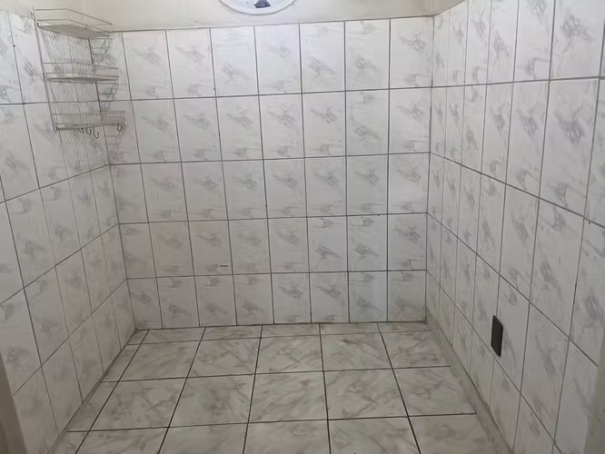 Amplia casa en venta, centro de Villa Alemana
