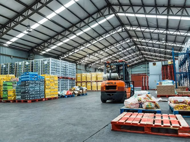 Espectacular bodega en ubicación estratégica