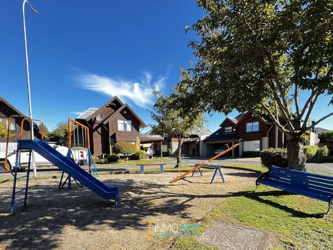 Casa en venta de 4 dorm. en Valle de Mirasur, Temuco