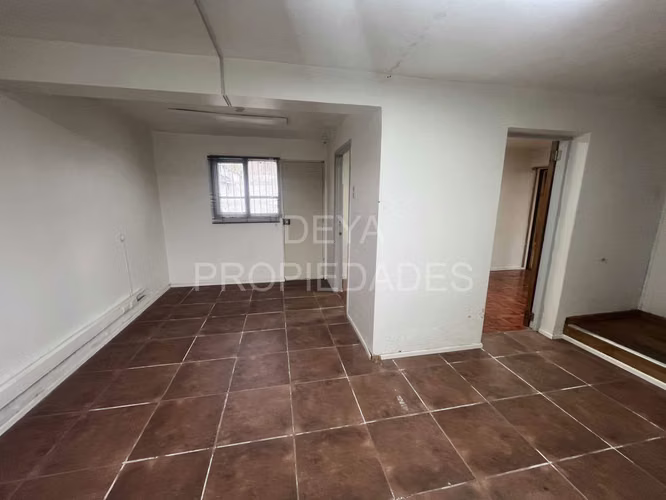 Oficina-Local comercial en Presidente Ibañez (166088)