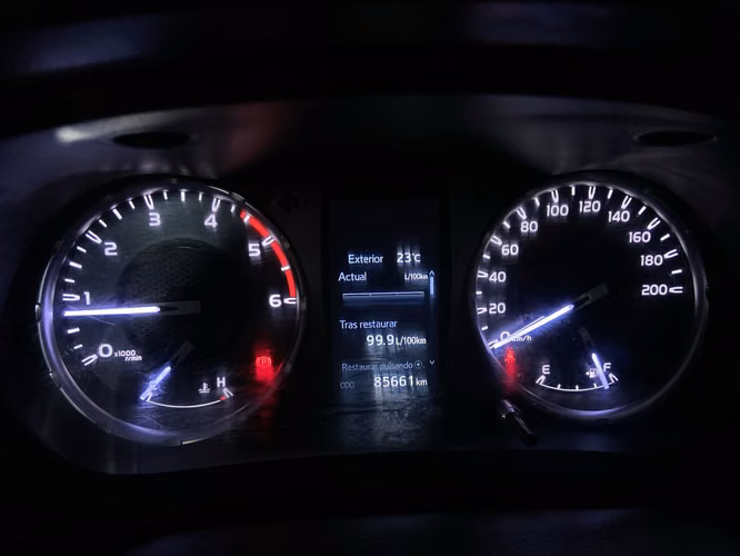 TOYOTA HILUX 2.4 4X2 RPWS59-TEMUCO - Imagen 14