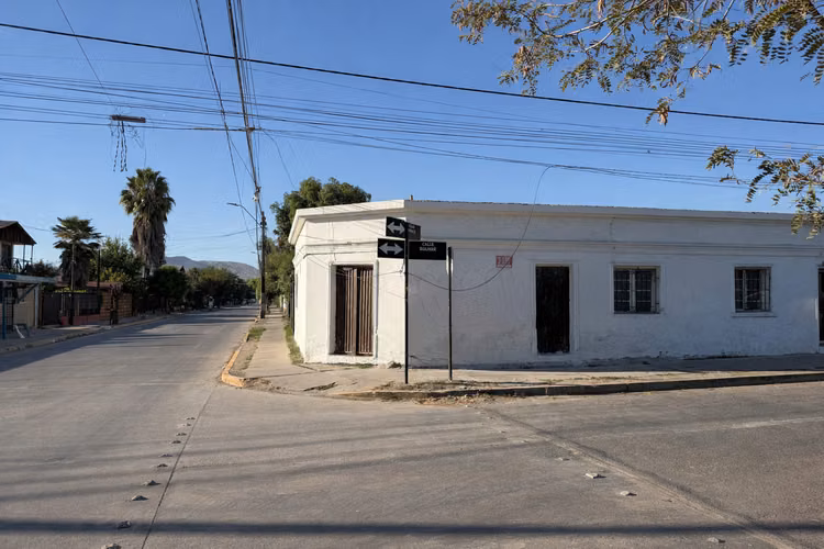 OPORTUNIDAD VENTA DE CASA ESQUINA EN BATUCO - Imagen 14