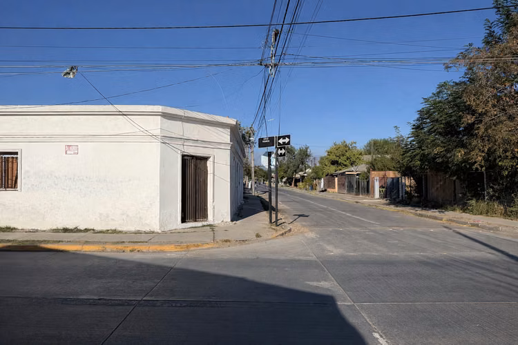 OPORTUNIDAD VENTA DE CASA ESQUINA EN BATUCO - Imagen 15