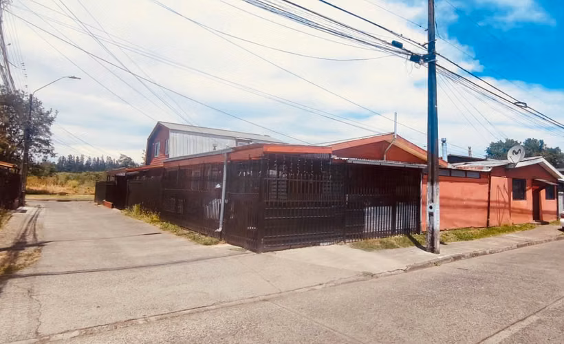ESTA TODO CONSTRUIDO SE ACEPTA OFERTA AL CONTADO EN UN BARRIO TRANQUILO