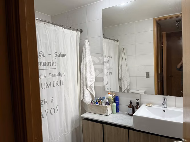 Linda Casa : 4 habitaciones con jardín y piscina
