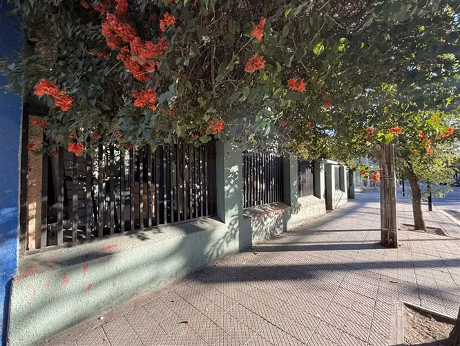 Casa con terreno en venta de 4 dorm. en Santiago - Imagen 4