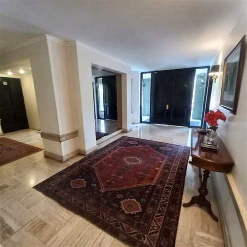 Departamento lujoso arriendo de 3D+1Sa+2B+2E+1B Las Condes - Imagen 9