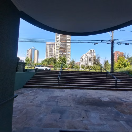 Departamento lujoso arriendo de 3D+1Sa+2B+2E+1B Las Condes - Imagen 5