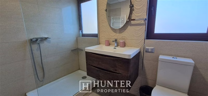 Parcela con casa de 580 m2 en venta de 5D/6B en Puerto Montt