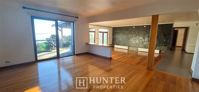 Parcela con casa de 580 m2 en venta de 5D/6B en Puerto Montt
