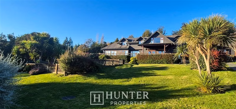 Parcela con casa de 580 m2 en venta de 5D/6B en Puerto Montt
