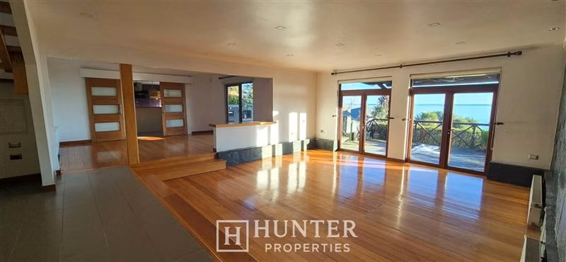 Parcela con casa de 580 m2 en venta de 5D/6B en Puerto Montt