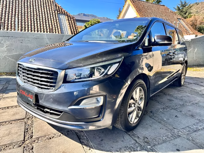 KIA GRAND CARNIVAL EX 3.3 AUTOMáTICA  2019
