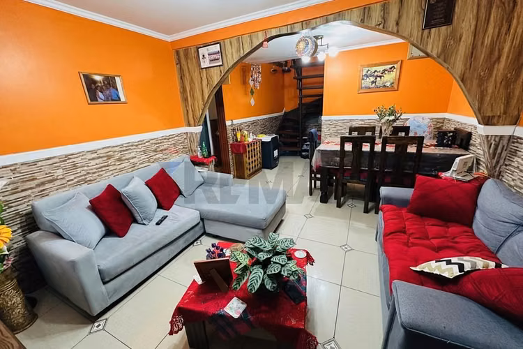Terreno con 3 casas independientes. - Imagen 4
