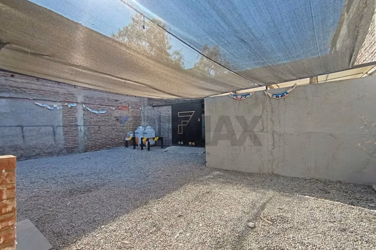 Arriendo conversable propiedad comercial trifásica