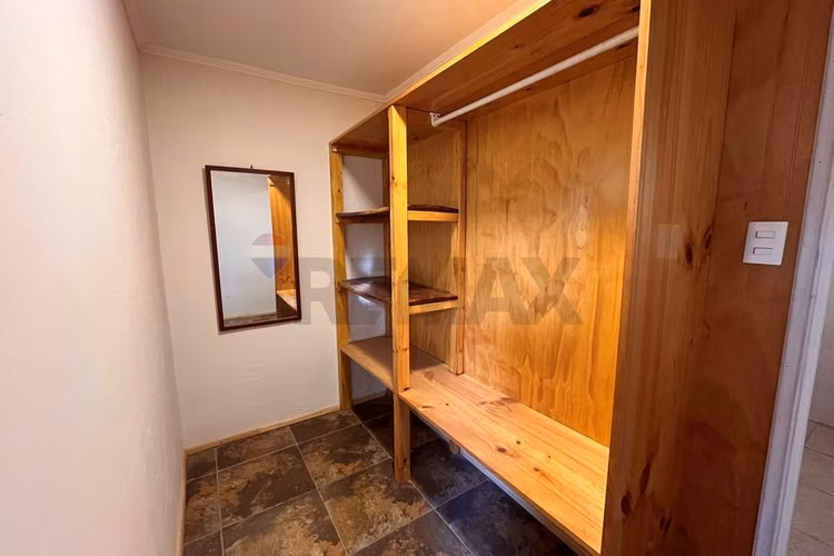 Se arrienda renovada casa en olmué.