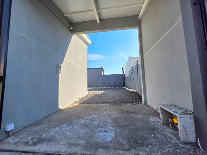 Arriendo Local comercial en Los Ángeles, esquina estrategica