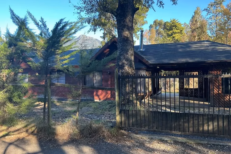 Casa en venta a minutos del centro pucón