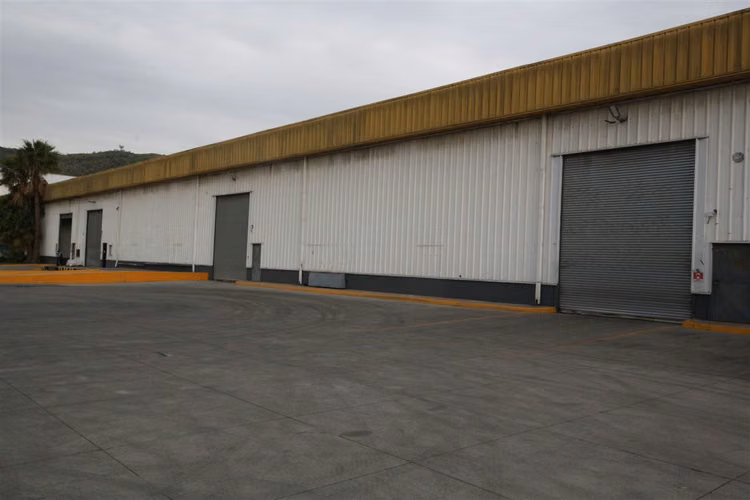 BODEGA Salida Lo Boza // Américo Vespucio Norte // Quilicura