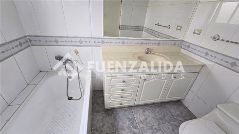 Casa en arriendo de 6 dorm., Juan Cisternas, en La Serena