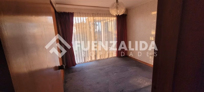Casa en arriendo de 6 dorm., Juan Cisternas, en La Serena