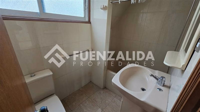 Casa en arriendo de 6 dorm., Juan Cisternas, en La Serena