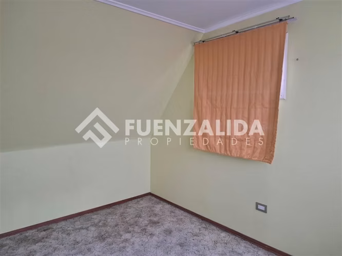 Casa en arriendo de 6 dorm., Juan Cisternas, en La Serena