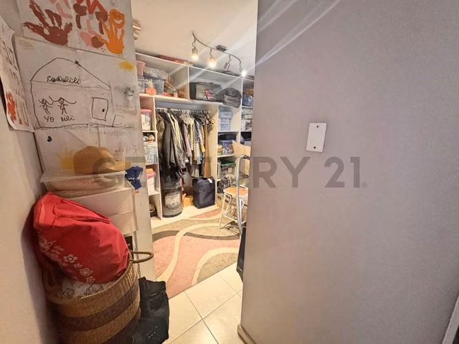 Se vende casa con potencial comercial en Los Perales - Imagen 12