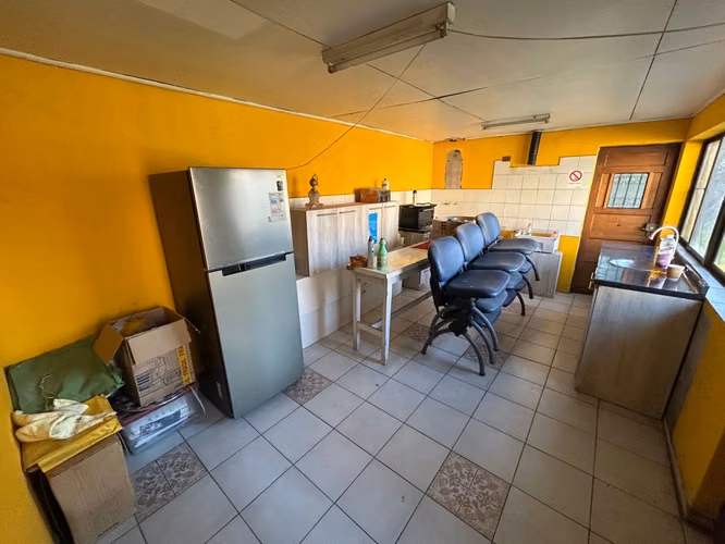 Casa oficina con 15 estaciona ideal empresas (166005)