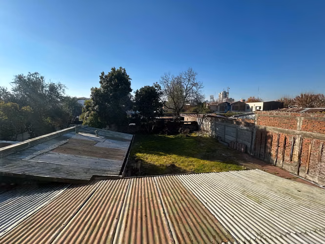 Casa oficina con 15 estaciona ideal empresas (166005)