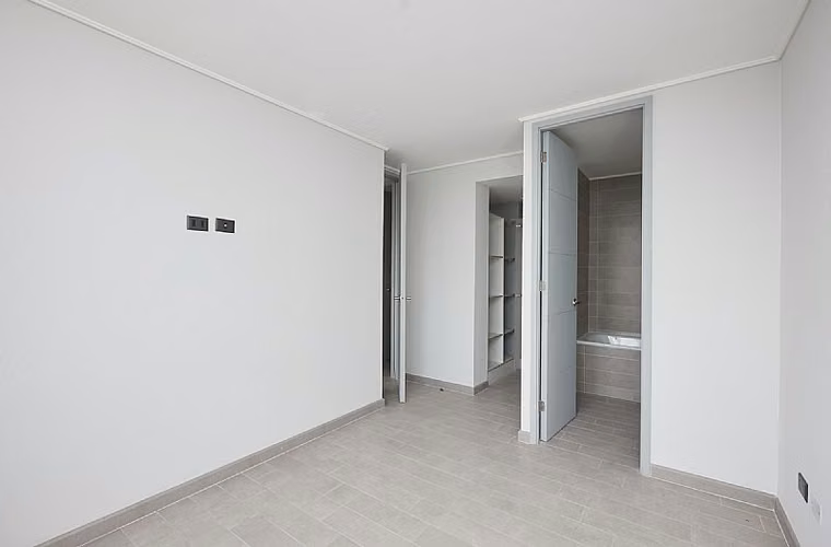 DPTO 2D+2B+EST, CALLE BERMAN, COMUNA SAN MIGUEL