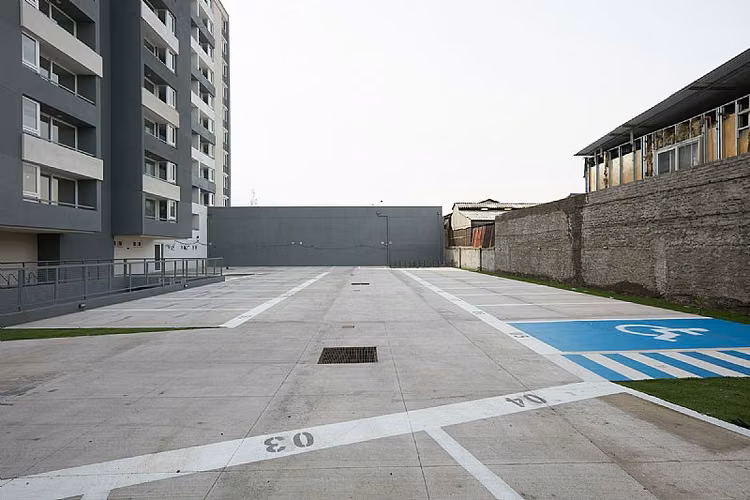 DPTO 2D+2B+EST, CALLE BERMAN, COMUNA SAN MIGUEL