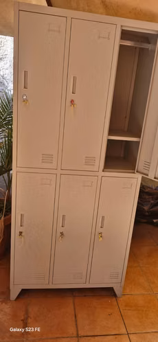 LOCKERS METALICO 3 CUERPOS 6 PUERTAS