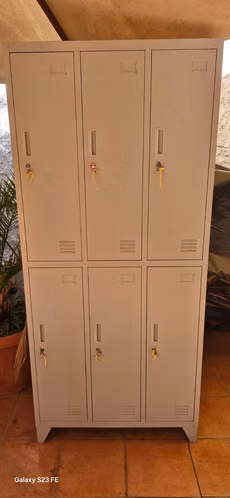 LOCKERS METALICO 3 CUERPOS 6 PUERTAS - Imagen 3