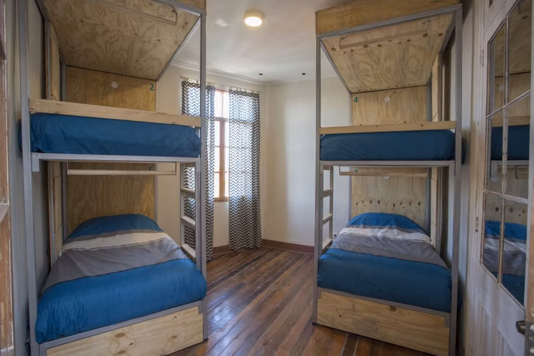 HOSTAL COMERCIAL CASA LASTRA