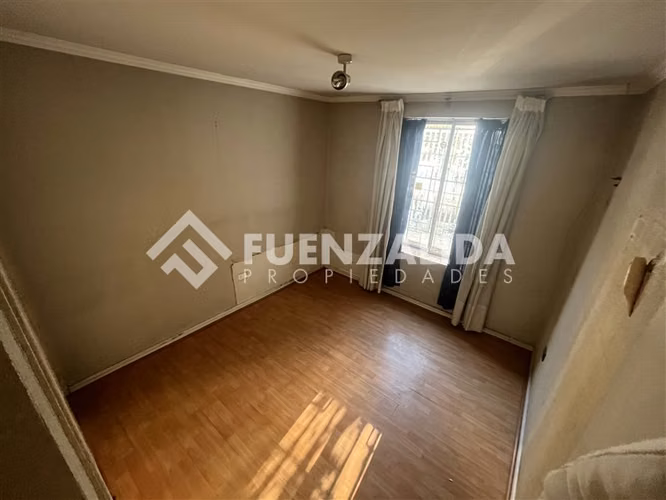 Casa en venta de 3 dorm. en La Florida