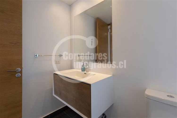 Casa en arriendo de 7 dorm. en Lo Barnechea Espectacular