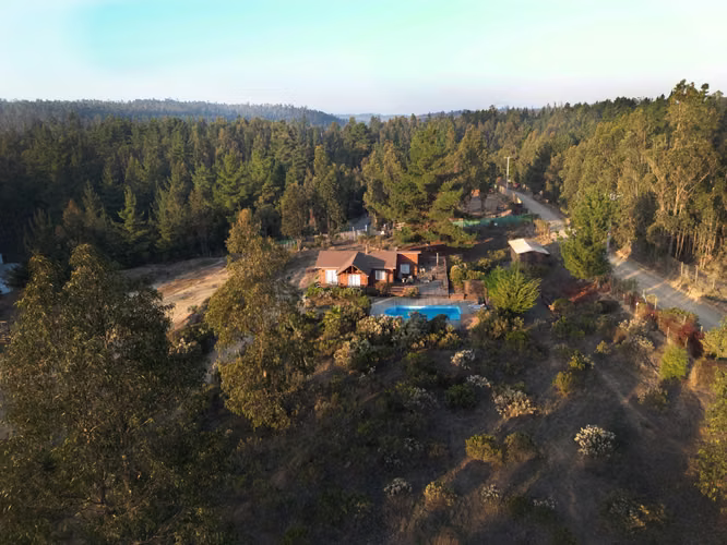 Parcela Con Piscina Y Tinaja Jacuzzi En Entorno Privado y natural