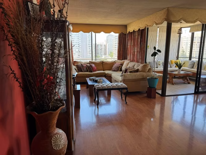¡Acepto Canje! Hermoso Departamento en Venta A PUERTAS CERRADAS 4D-3B-E-Bg en Monja Alférez, San Miguel