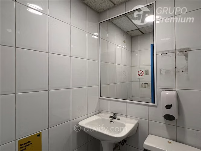 Oficina en arriendo en Santiago, desde 100 mt2 a 1600 mt2