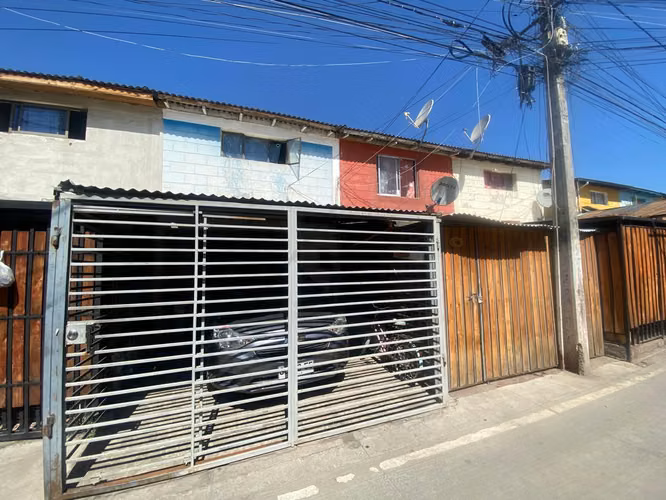 EN VENTA ACOGEDORA VIVIENDA UBICADA EN OBSERVATORIO