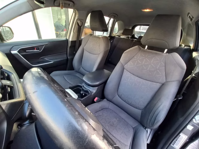 Toyota Rav4 2.0 XLE 4X2 CVT AT 5P 2021 - Imagen 13