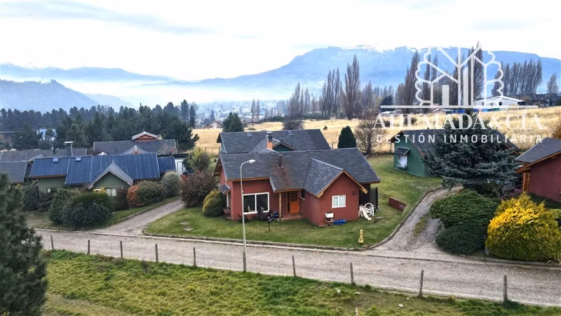 Casa en venta de 3 dorm. en Coihaique