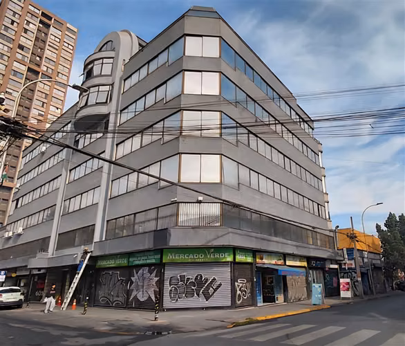 Planta de Trabajo en arriendo en Recoleta